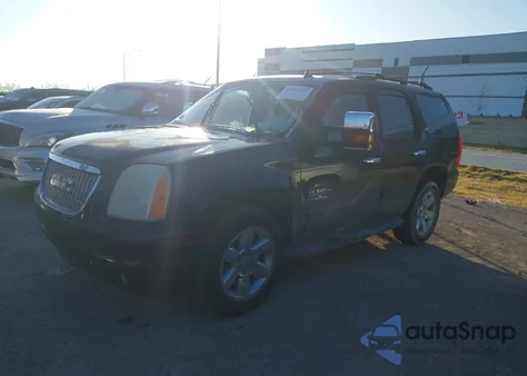 2010 GMC Yukon Slt z USA, uszkodzony, nr VIN 1GKUCCE06AR214947